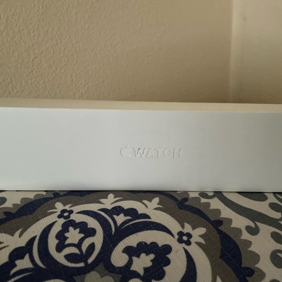 Apple Watch - Picture 5 of 5